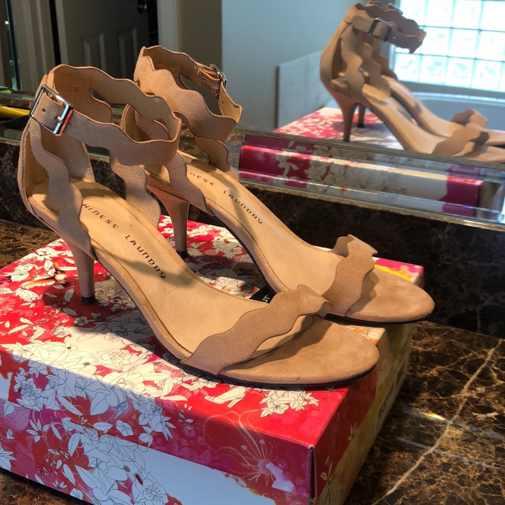 Chinese laundry heel sandals